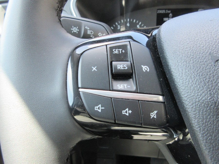 2022 Ford Escape SEL FWD, available for sale in Linden, New Jersey | Route 27 Auto Mall. Linden, New Jersey 2022 Ford Escape SEL FWD, available for sale in Linden, New Jersey | Route 27 Auto Mall. Linden, New Jersey