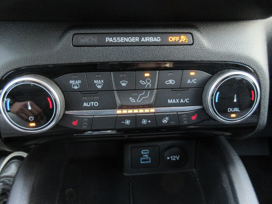 2022 Ford Escape SEL FWD, available for sale in Linden, New Jersey | Route 27 Auto Mall. Linden, New Jersey 2022 Ford Escape SEL FWD, available for sale in Linden, New Jersey | Route 27 Auto Mall. Linden, New Jersey