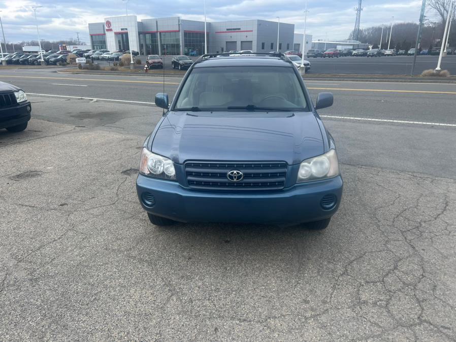 2003 Toyota Highlander 4dr 4-Cyl, available for sale in Swansea, Massachusetts | Gas On The Run. Swansea, Massachusetts 2003 Toyota Highlander 4dr 4-Cyl, available for sale in Swansea, Massachusetts | Gas On The Run. Swansea, Massachusetts