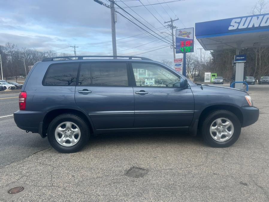 2003 Toyota Highlander 4dr 4-Cyl, available for sale in Swansea, Massachusetts | Gas On The Run. Swansea, Massachusetts 2003 Toyota Highlander 4dr 4-Cyl, available for sale in Swansea, Massachusetts | Gas On The Run. Swansea, Massachusetts