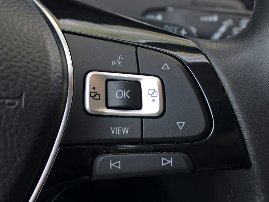 2020 Volkswagen Golf 1.4T TSI, available for sale in Great Neck, New York | Auto Expo Ent Inc.. Great Neck, New York 2020 Volkswagen Golf 1.4T TSI, available for sale in Great Neck, New York | Auto Expo Ent Inc.. Great Neck, New York