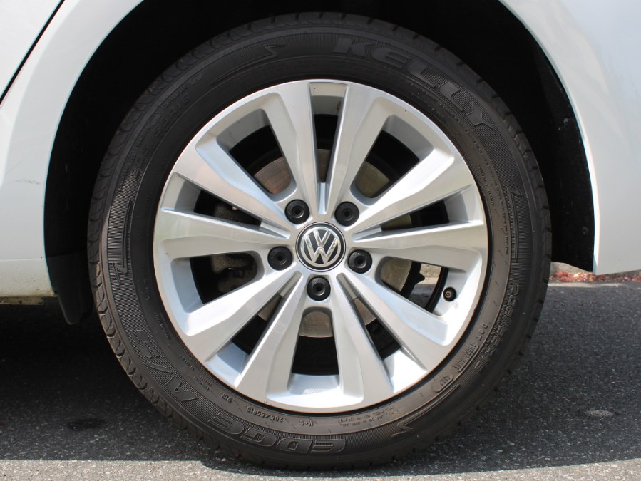 2020 Volkswagen Golf 1.4T TSI, available for sale in Great Neck, New York | Auto Expo Ent Inc.. Great Neck, New York 2020 Volkswagen Golf 1.4T TSI, available for sale in Great Neck, New York | Auto Expo Ent Inc.. Great Neck, New York