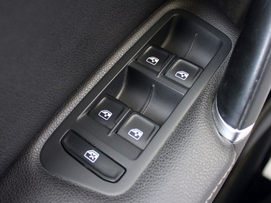 2020 Volkswagen Golf 1.4T TSI, available for sale in Great Neck, New York | Auto Expo Ent Inc.. Great Neck, New York 2020 Volkswagen Golf 1.4T TSI, available for sale in Great Neck, New York | Auto Expo Ent Inc.. Great Neck, New York