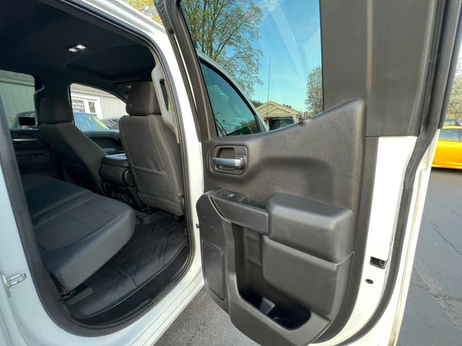 2019 Chevrolet Silverado 1500 4WD Double Cab 147" LT, available for sale in Canton, Connecticut | Lava Motors 2 Inc. Canton, Connecticut 2019 Chevrolet Silverado 1500 4WD Double Cab 147" LT, available for sale in Canton, Connecticut | Lava Motors 2 Inc. Canton, Connecticut