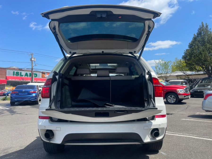2011 BMW X5 AWD 4dr 35i Sport Activity, available for sale in Elmont, New York | Sunrise of Elmont. Elmont, New York 2011 BMW X5 AWD 4dr 35i Sport Activity, available for sale in Elmont, New York | Sunrise of Elmont. Elmont, New York