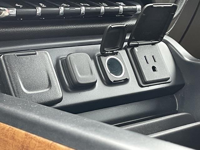 2019 Chevrolet Silverado 2500hd High Country, available for sale in Brookfield, Connecticut | Blasius Federal Road. Brookfield, Connecticut 2019 Chevrolet Silverado 2500hd High Country, available for sale in Brookfield, Connecticut | Blasius Federal Road. Brookfield, Connecticut