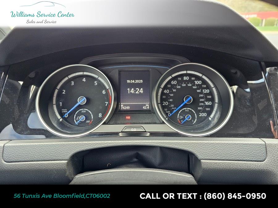 2016 Volkswagen Golf R 4dr HB Man w/DCC/Nav, available for sale in Bloomfield, Connecticut | Williams Service Center. Bloomfield, Connecticut 2016 Volkswagen Golf R 4dr HB Man w/DCC/Nav, available for sale in Bloomfield, Connecticut | Williams Service Center. Bloomfield, Connecticut
