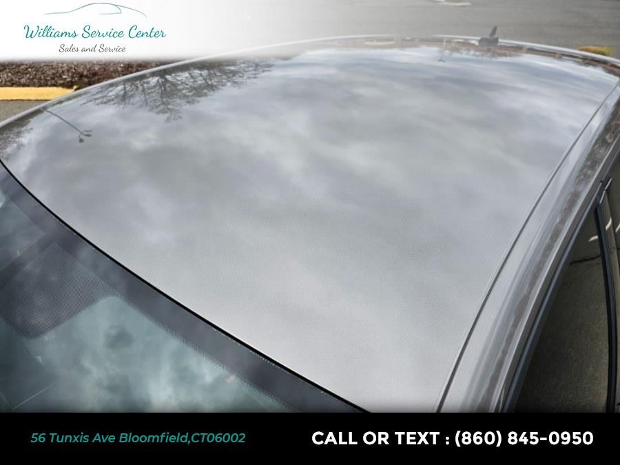 2016 Volkswagen Golf R 4dr HB Man w/DCC/Nav, available for sale in Bloomfield, Connecticut | Williams Service Center. Bloomfield, Connecticut 2016 Volkswagen Golf R 4dr HB Man w/DCC/Nav, available for sale in Bloomfield, Connecticut | Williams Service Center. Bloomfield, Connecticut