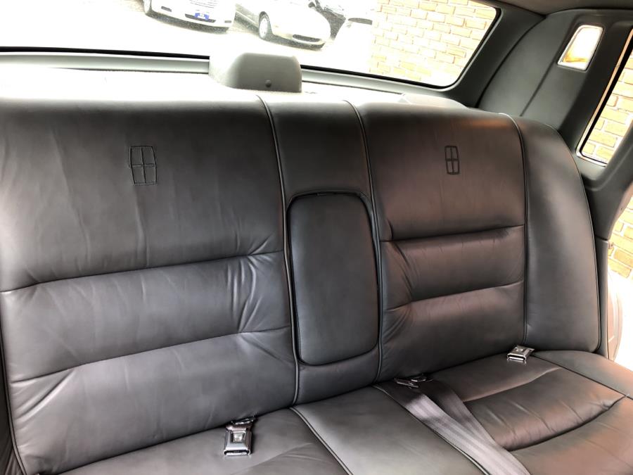 1986 Lincoln Town Car 4dr Sedan, available for sale in Waterbury, Connecticut | National Auto Brokers, Inc.. Waterbury, Connecticut 1986 Lincoln Town Car 4dr Sedan, available for sale in Waterbury, Connecticut | National Auto Brokers, Inc.. Waterbury, Connecticut
