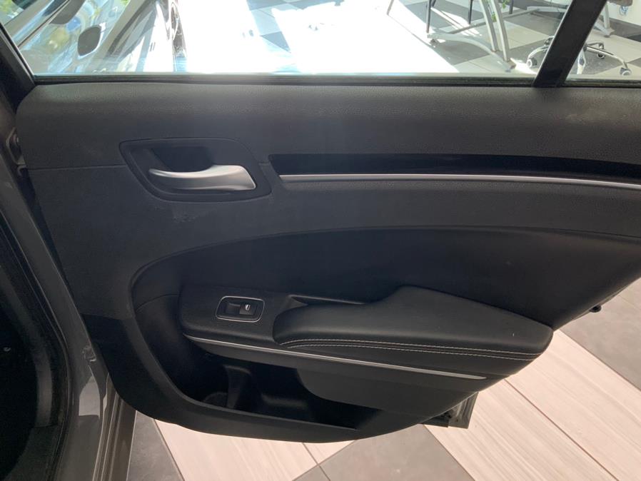 2019 Chrysler 300 300S RWD, available for sale in Hartford, Connecticut | Franklin Motors Auto Sales LLC. Hartford, Connecticut 2019 Chrysler 300 300S RWD, available for sale in Hartford, Connecticut | Franklin Motors Auto Sales LLC. Hartford, Connecticut