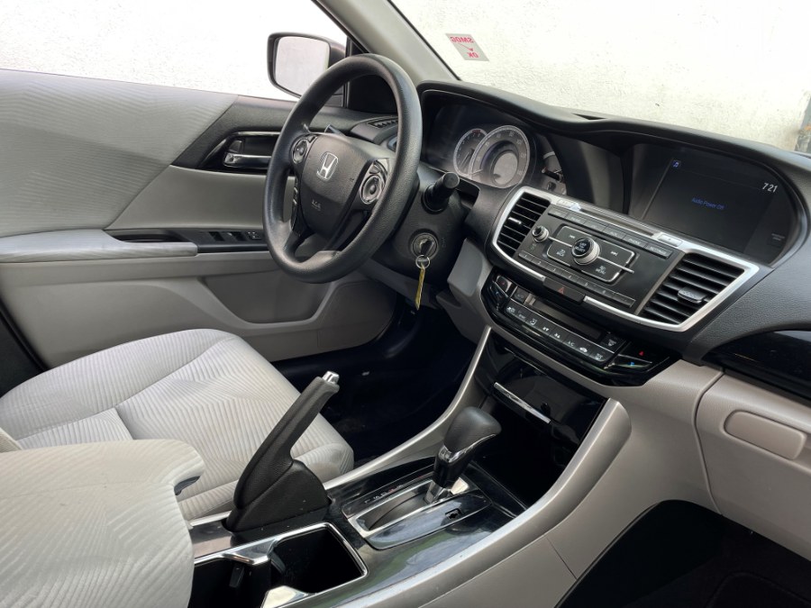 2017 Honda Accord Sedan LX CVT, available for sale in Corona, California | Green Light Auto. Corona, California 2017 Honda Accord Sedan LX CVT, available for sale in Corona, California | Green Light Auto. Corona, California