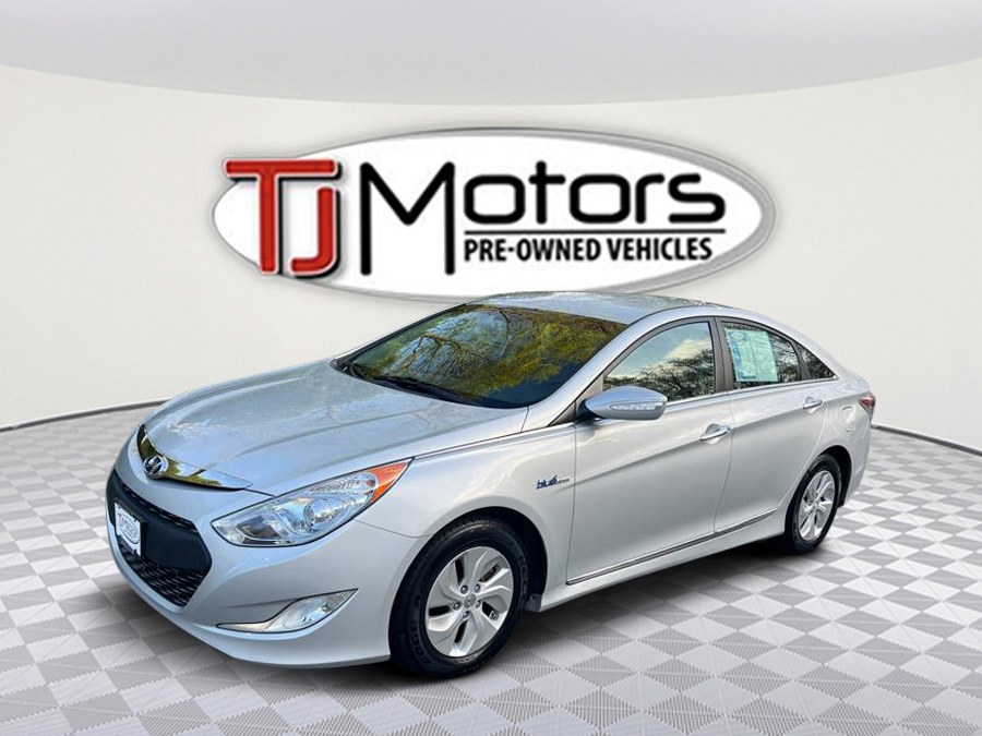 2015 Hyundai Sonata Hybrid 4dr Sdn, available for sale in New London, Connecticut | TJ Motors. New London, Connecticut 2015 Hyundai Sonata Hybrid 4dr Sdn, available for sale in New London, Connecticut | TJ Motors. New London, Connecticut