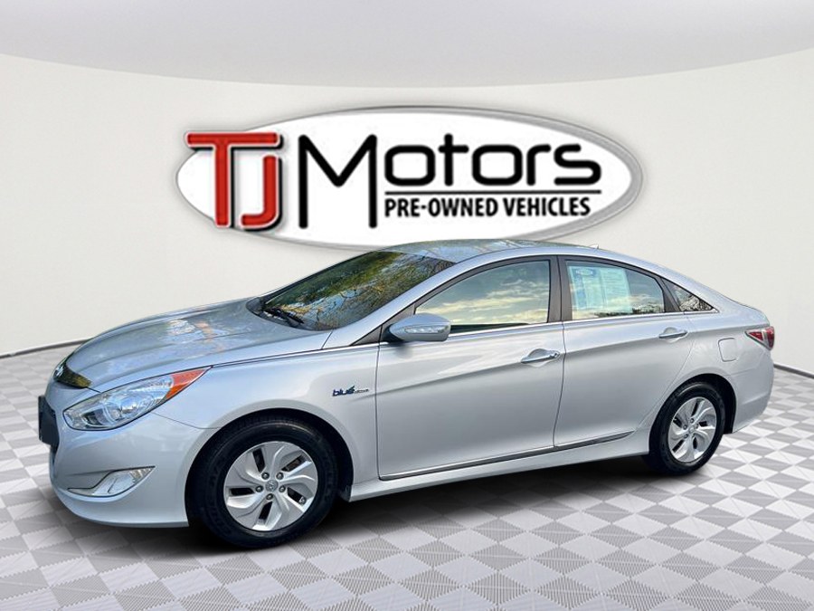 2015 Hyundai Sonata Hybrid 4dr Sdn, available for sale in New London, Connecticut | TJ Motors. New London, Connecticut 2015 Hyundai Sonata Hybrid 4dr Sdn, available for sale in New London, Connecticut | TJ Motors. New London, Connecticut