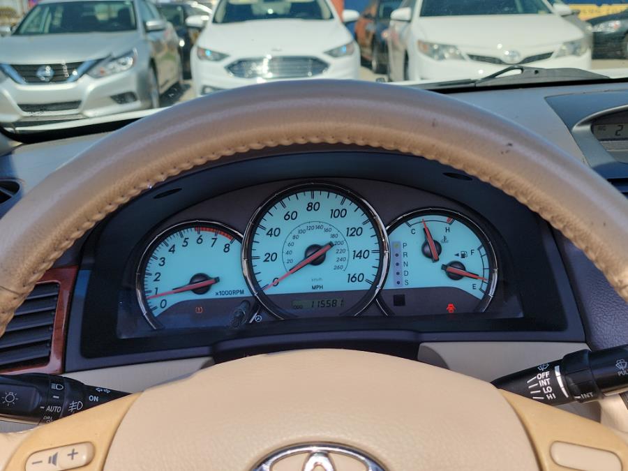2006 Toyota Camry Solara 2dr Conv SLE V6 Auto, available for sale in Temple Hills, Maryland | Temple Hills Used Car. Temple Hills, Maryland 2006 Toyota Camry Solara 2dr Conv SLE V6 Auto, available for sale in Temple Hills, Maryland | Temple Hills Used Car. Temple Hills, Maryland
