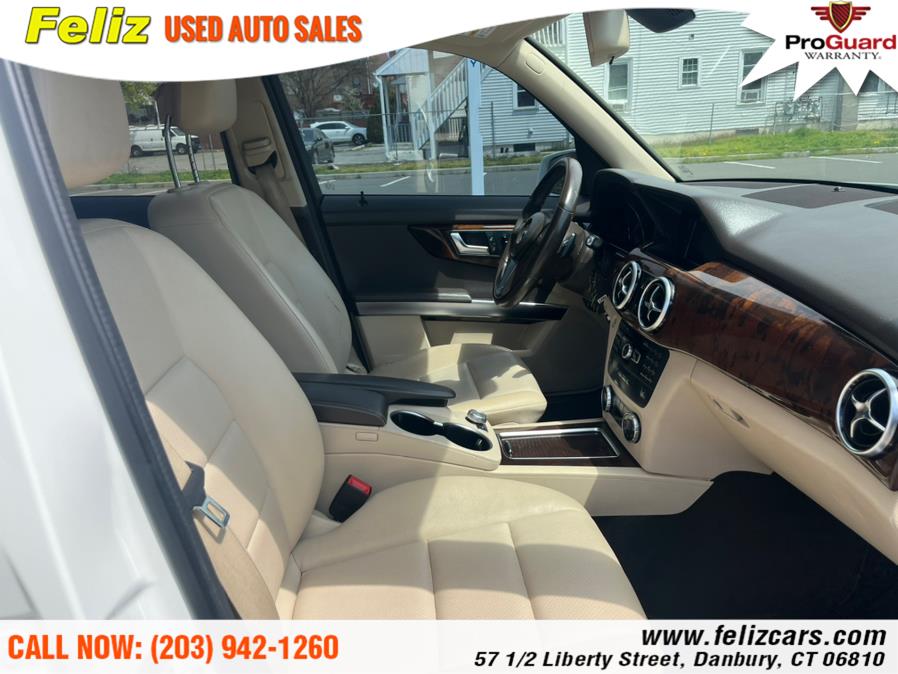 2013 Mercedes-Benz GLK-Class 4MATIC 4dr GLK350, available for sale in Danbury, Connecticut | Feliz Used Auto Sales. Danbury, Connecticut 2013 Mercedes-Benz GLK-Class 4MATIC 4dr GLK350, available for sale in Danbury, Connecticut | Feliz Used Auto Sales. Danbury, Connecticut