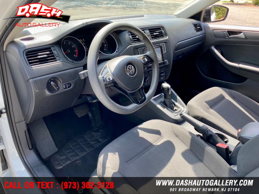 2016 Volkswagen Jetta Sedan 4dr Auto 1.4T S w/Technology, available for sale in Newark, New Jersey | Dash Auto Gallery Inc.. Newark, New Jersey 2016 Volkswagen Jetta Sedan 4dr Auto 1.4T S w/Technology, available for sale in Newark, New Jersey | Dash Auto Gallery Inc.. Newark, New Jersey