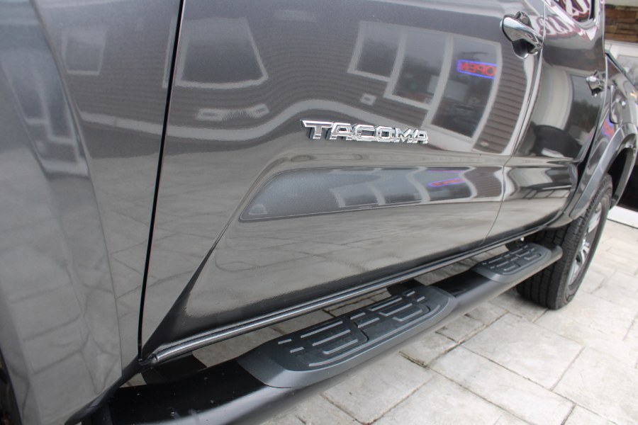 2017 Toyota Tacoma TRD Sport Double Cab 5'' Bed V6 4x4 MT (Natl), available for sale in Plantsville, Connecticut | Auto House of Luxury. Plantsville, Connecticut 2017 Toyota Tacoma TRD Sport Double Cab 5'' Bed V6 4x4 MT (Natl), available for sale in Plantsville, Connecticut | Auto House of Luxury. Plantsville, Connecticut