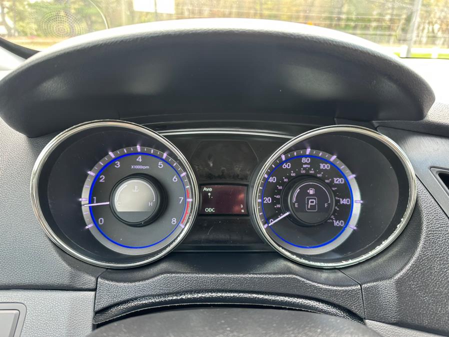 2011 Hyundai Sonata 4dr Sdn 2.4L Auto GLS, available for sale in South Windsor, Connecticut | Mike And Tony Auto Sales, Inc. South Windsor, Connecticut 2011 Hyundai Sonata 4dr Sdn 2.4L Auto GLS, available for sale in South Windsor, Connecticut | Mike And Tony Auto Sales, Inc. South Windsor, Connecticut