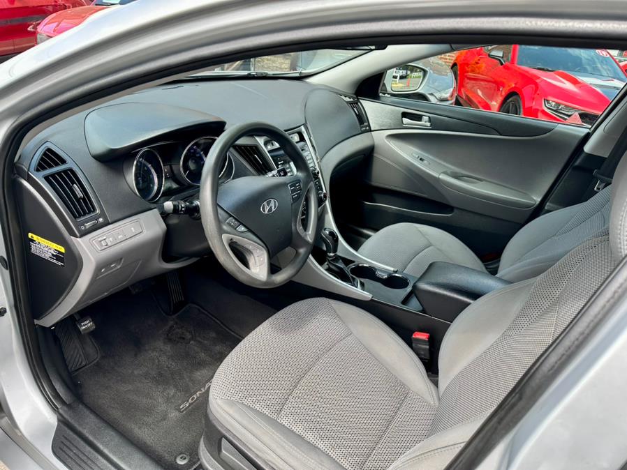 2011 Hyundai Sonata 4dr Sdn 2.4L Auto GLS, available for sale in South Windsor, Connecticut | Mike And Tony Auto Sales, Inc. South Windsor, Connecticut 2011 Hyundai Sonata 4dr Sdn 2.4L Auto GLS, available for sale in South Windsor, Connecticut | Mike And Tony Auto Sales, Inc. South Windsor, Connecticut
