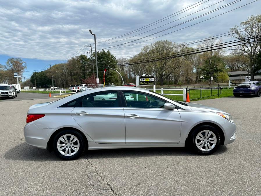 2011 Hyundai Sonata 4dr Sdn 2.4L Auto GLS, available for sale in South Windsor, Connecticut | Mike And Tony Auto Sales, Inc. South Windsor, Connecticut 2011 Hyundai Sonata 4dr Sdn 2.4L Auto GLS, available for sale in South Windsor, Connecticut | Mike And Tony Auto Sales, Inc. South Windsor, Connecticut
