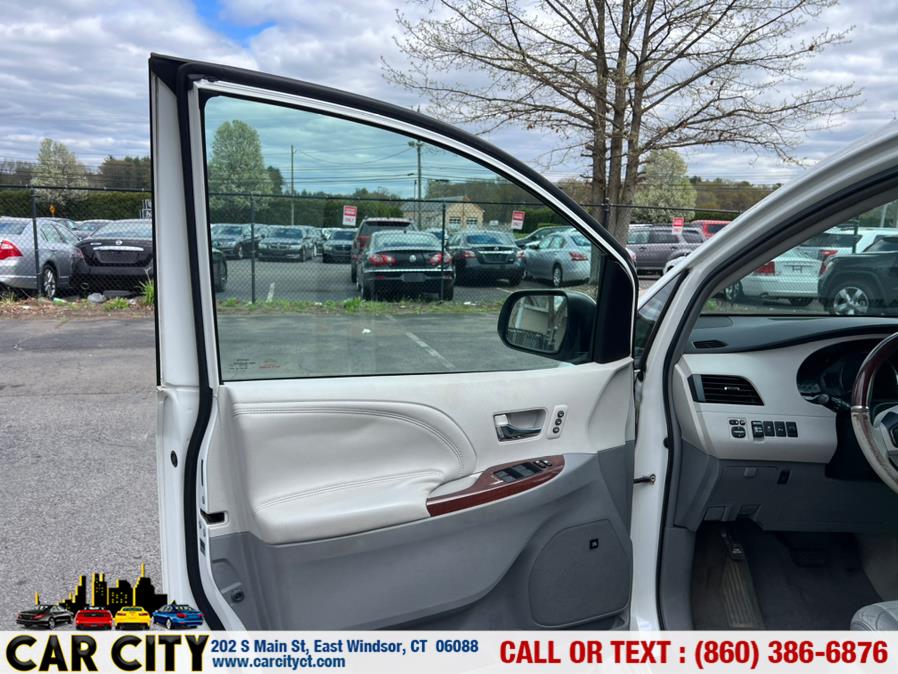 2011 Toyota Sienna 5dr 7-Pass Van V6 Ltd AWD (Natl), available for sale in East Windsor, Connecticut | Car City LLC. East Windsor, Connecticut 2011 Toyota Sienna 5dr 7-Pass Van V6 Ltd AWD (Natl), available for sale in East Windsor, Connecticut | Car City LLC. East Windsor, Connecticut