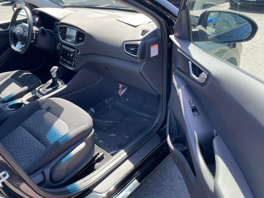 2019 Hyundai Ioniq Plug-In Hybrid Hatchback, available for sale in Daly City, California | Green Light Auto Wholesale. Daly City, California 2019 Hyundai Ioniq Plug-In Hybrid Hatchback, available for sale in Daly City, California | Green Light Auto Wholesale. Daly City, California