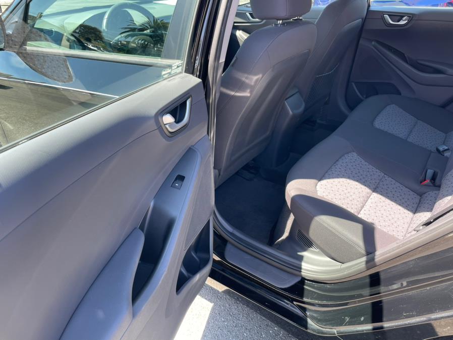2019 Hyundai Ioniq Plug-In Hybrid Hatchback, available for sale in Daly City, California | Green Light Auto Wholesale. Daly City, California 2019 Hyundai Ioniq Plug-In Hybrid Hatchback, available for sale in Daly City, California | Green Light Auto Wholesale. Daly City, California