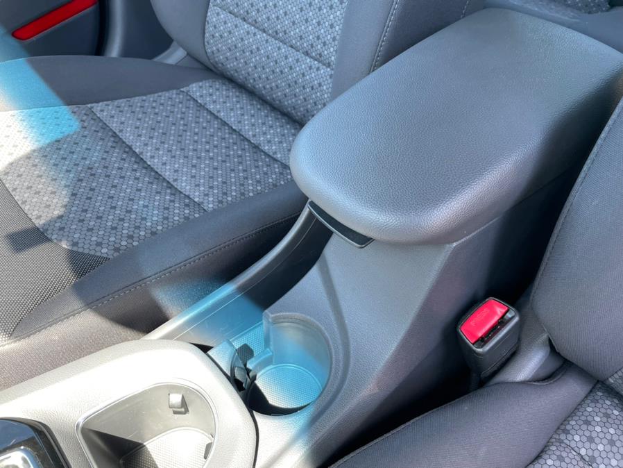 2019 Hyundai Ioniq Plug-In Hybrid Hatchback, available for sale in Daly City, California | Green Light Auto Wholesale. Daly City, California 2019 Hyundai Ioniq Plug-In Hybrid Hatchback, available for sale in Daly City, California | Green Light Auto Wholesale. Daly City, California