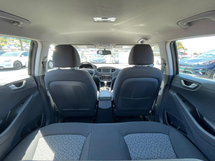 2019 Hyundai Ioniq Plug-In Hybrid Hatchback, available for sale in Daly City, California | Green Light Auto Wholesale. Daly City, California 2019 Hyundai Ioniq Plug-In Hybrid Hatchback, available for sale in Daly City, California | Green Light Auto Wholesale. Daly City, California