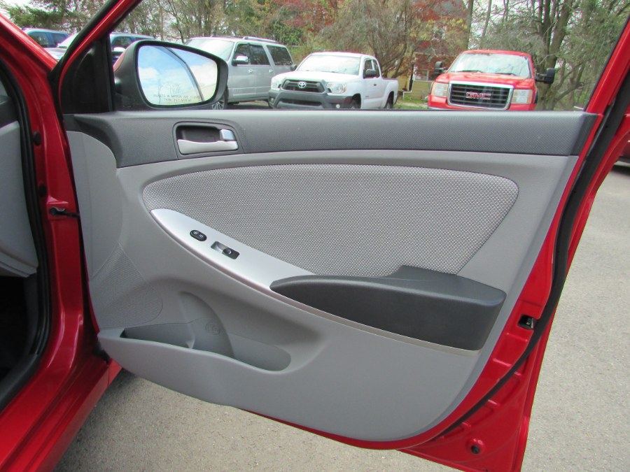 2014 Hyundai Accent 5dr HB Auto GS, available for sale in East Windsor, Connecticut | United Auto Sales of E Windsor, Inc. East Windsor, Connecticut 2014 Hyundai Accent 5dr HB Auto GS, available for sale in East Windsor, Connecticut | United Auto Sales of E Windsor, Inc. East Windsor, Connecticut