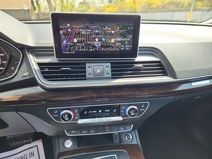 2019 Audi Q5 Premium Plus 45 TFSI quattro, available for sale in Islip, New York | L.I. Auto Gallery. Islip, New York 2019 Audi Q5 Premium Plus 45 TFSI quattro, available for sale in Islip, New York | L.I. Auto Gallery. Islip, New York