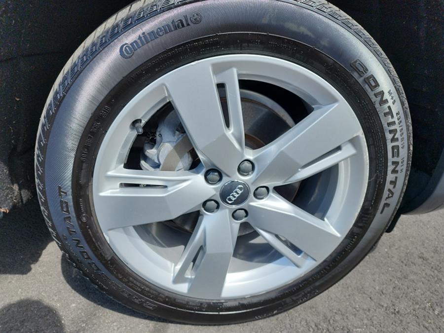 2019 Audi Q5 Premium Plus 45 TFSI quattro, available for sale in Islip, New York | L.I. Auto Gallery. Islip, New York 2019 Audi Q5 Premium Plus 45 TFSI quattro, available for sale in Islip, New York | L.I. Auto Gallery. Islip, New York