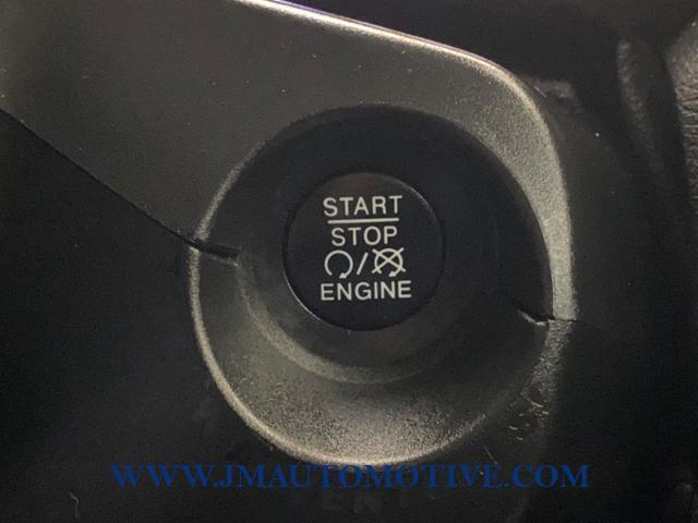 2019 Jeep Renegade Upland 4x4, available for sale in Naugatuck, Connecticut | J&M Automotive Sls&Svc LLC. Naugatuck, Connecticut 2019 Jeep Renegade Upland 4x4, available for sale in Naugatuck, Connecticut | J&M Automotive Sls&Svc LLC. Naugatuck, Connecticut