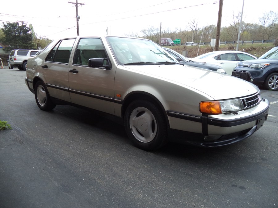 1996 Saab 9000 5dr Sdn CSE Turbo Auto, available for sale in Naugatuck, Connecticut | Riverside Motorcars, LLC. Naugatuck, Connecticut 1996 Saab 9000 5dr Sdn CSE Turbo Auto, available for sale in Naugatuck, Connecticut | Riverside Motorcars, LLC. Naugatuck, Connecticut