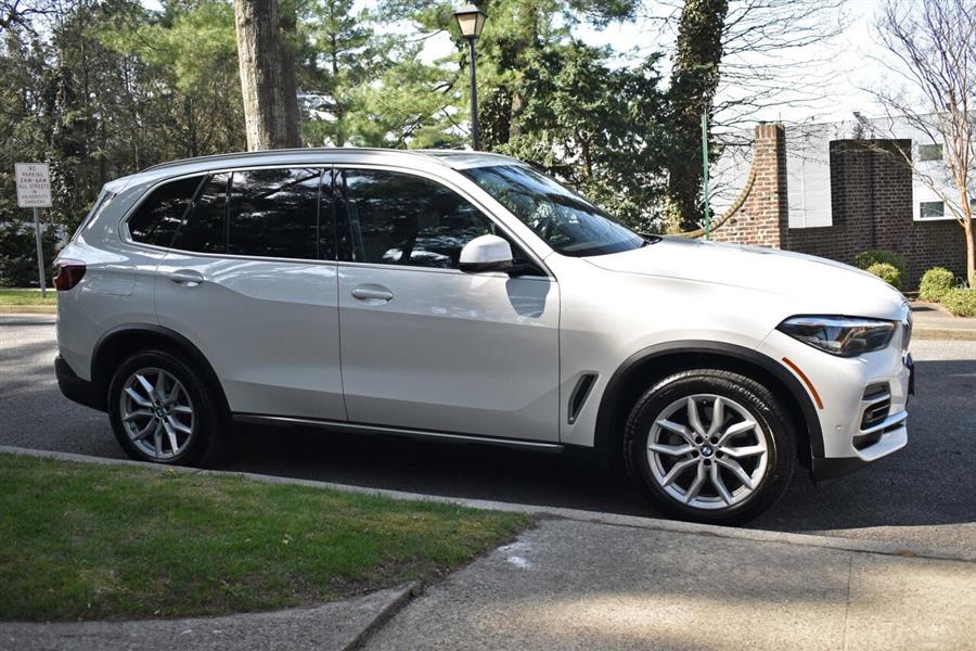 2022 BMW X5 xDrive40i AWD 4dr Sports Activity Vehicle, available for sale in Great Neck, New York | Camy Cars. Great Neck, New York 2022 BMW X5 xDrive40i AWD 4dr Sports Activity Vehicle, available for sale in Great Neck, New York | Camy Cars. Great Neck, New York
