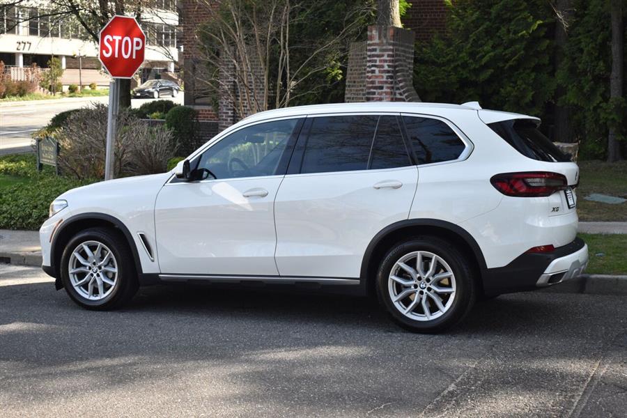 2022 BMW X5 xDrive40i AWD 4dr Sports Activity Vehicle, available for sale in Great Neck, New York | Camy Cars. Great Neck, New York 2022 BMW X5 xDrive40i AWD 4dr Sports Activity Vehicle, available for sale in Great Neck, New York | Camy Cars. Great Neck, New York