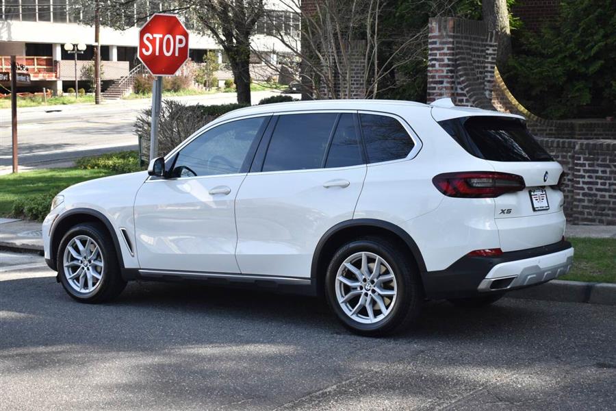 2022 BMW X5 xDrive40i AWD 4dr Sports Activity Vehicle, available for sale in Great Neck, New York | Camy Cars. Great Neck, New York 2022 BMW X5 xDrive40i AWD 4dr Sports Activity Vehicle, available for sale in Great Neck, New York | Camy Cars. Great Neck, New York