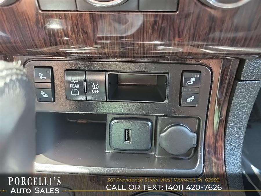 2017 Chevrolet Traverse AWD 4dr LT w/1LT, available for sale in West Warwick, Rhode Island | Porcelli's Auto Sales. West Warwick, Rhode Island 2017 Chevrolet Traverse AWD 4dr LT w/1LT, available for sale in West Warwick, Rhode Island | Porcelli's Auto Sales. West Warwick, Rhode Island