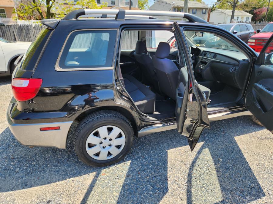 2006 Mitsubishi Outlander 4dr AWD LS Sportronic Auto, available for sale in West Babylon, New York | SGM Auto Sales. West Babylon, New York 2006 Mitsubishi Outlander 4dr AWD LS Sportronic Auto, available for sale in West Babylon, New York | SGM Auto Sales. West Babylon, New York