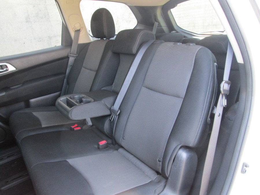 2017 Nissan Pathfinder 4x4 SV, available for sale in Levittown, Pennsylvania | Levittown Auto. Levittown, Pennsylvania 2017 Nissan Pathfinder 4x4 SV, available for sale in Levittown, Pennsylvania | Levittown Auto. Levittown, Pennsylvania