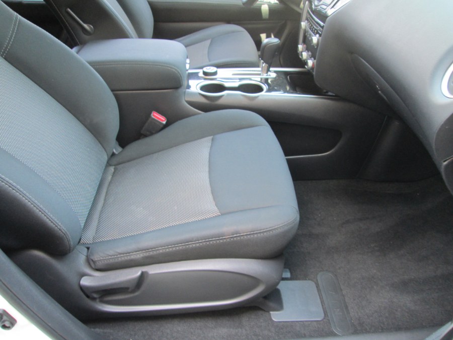 2017 Nissan Pathfinder 4x4 SV, available for sale in Levittown, Pennsylvania | Levittown Auto. Levittown, Pennsylvania 2017 Nissan Pathfinder 4x4 SV, available for sale in Levittown, Pennsylvania | Levittown Auto. Levittown, Pennsylvania