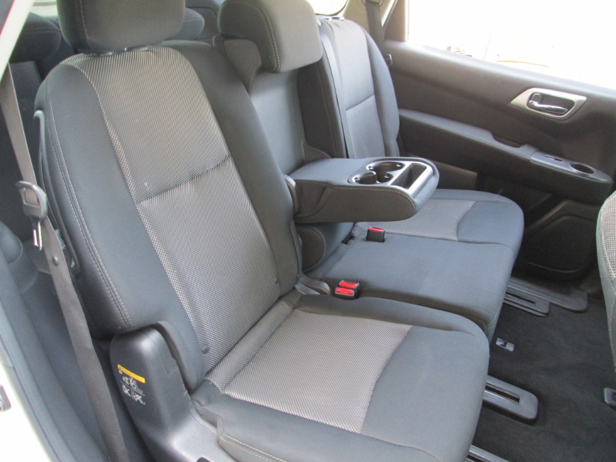 2017 Nissan Pathfinder 4x4 SV, available for sale in Levittown, Pennsylvania | Levittown Auto. Levittown, Pennsylvania 2017 Nissan Pathfinder 4x4 SV, available for sale in Levittown, Pennsylvania | Levittown Auto. Levittown, Pennsylvania