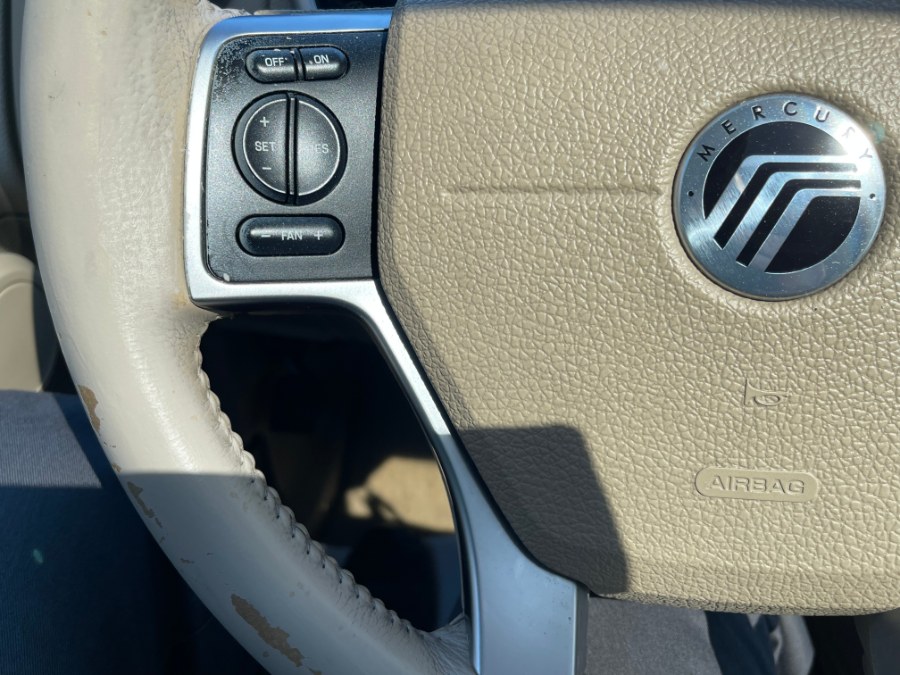2006 Mercury Mountaineer 4dr Luxury AWD, available for sale in Huntington Station, New York | My Auto Inc.. Huntington Station, New York 2006 Mercury Mountaineer 4dr Luxury AWD, available for sale in Huntington Station, New York | My Auto Inc.. Huntington Station, New York