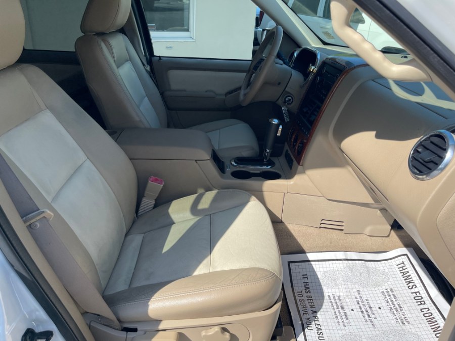 2009 Ford Explorer 4WD 4dr V6 Eddie Bauer, available for sale in Huntington Station, New York | My Auto Inc.. Huntington Station, New York 2009 Ford Explorer 4WD 4dr V6 Eddie Bauer, available for sale in Huntington Station, New York | My Auto Inc.. Huntington Station, New York