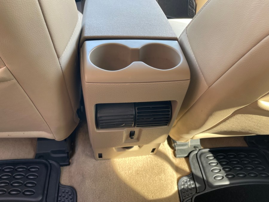 2009 Ford Explorer 4WD 4dr V6 Eddie Bauer, available for sale in Huntington Station, New York | My Auto Inc.. Huntington Station, New York 2009 Ford Explorer 4WD 4dr V6 Eddie Bauer, available for sale in Huntington Station, New York | My Auto Inc.. Huntington Station, New York