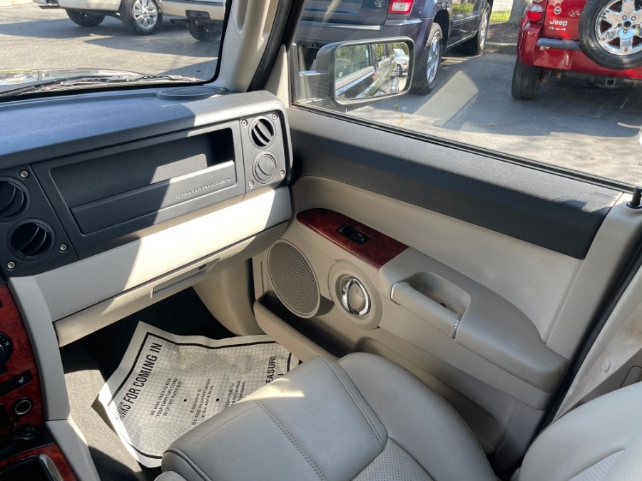 2006 Jeep Commander 4dr Limited 4WD, available for sale in Huntington Station, New York | My Auto Inc.. Huntington Station, New York 2006 Jeep Commander 4dr Limited 4WD, available for sale in Huntington Station, New York | My Auto Inc.. Huntington Station, New York
