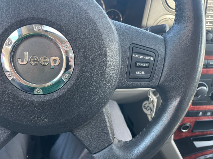 2006 Jeep Commander 4dr Limited 4WD, available for sale in Huntington Station, New York | My Auto Inc.. Huntington Station, New York 2006 Jeep Commander 4dr Limited 4WD, available for sale in Huntington Station, New York | My Auto Inc.. Huntington Station, New York