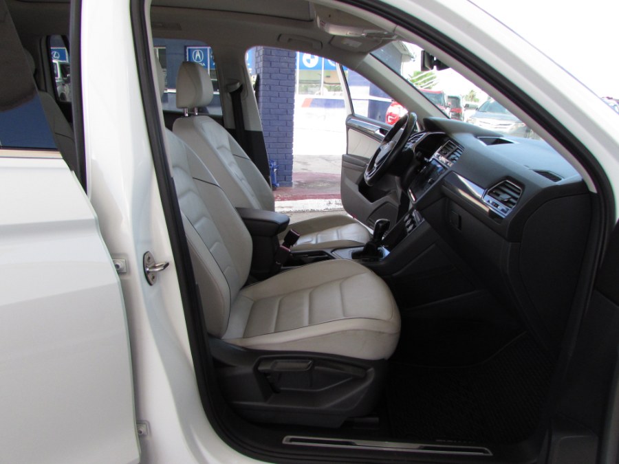 2018 Volkswagen Tiguan 2.0T SEL Premium FWD, available for sale in Orlando, Florida | VIP Auto Enterprise, Inc. Orlando, Florida 2018 Volkswagen Tiguan 2.0T SEL Premium FWD, available for sale in Orlando, Florida | VIP Auto Enterprise, Inc. Orlando, Florida