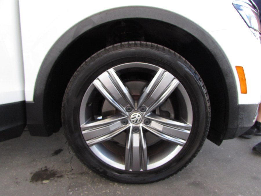 2018 Volkswagen Tiguan 2.0T SEL Premium FWD, available for sale in Orlando, Florida | VIP Auto Enterprise, Inc. Orlando, Florida 2018 Volkswagen Tiguan 2.0T SEL Premium FWD, available for sale in Orlando, Florida | VIP Auto Enterprise, Inc. Orlando, Florida
