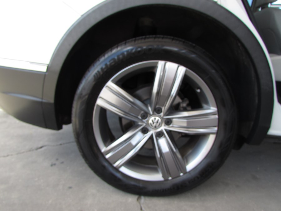 2018 Volkswagen Tiguan 2.0T SEL Premium FWD, available for sale in Orlando, Florida | VIP Auto Enterprise, Inc. Orlando, Florida 2018 Volkswagen Tiguan 2.0T SEL Premium FWD, available for sale in Orlando, Florida | VIP Auto Enterprise, Inc. Orlando, Florida